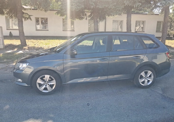 Skoda Fabia cena 27600 przebieg: 231900, rok produkcji 2016 z Poznań małe 154